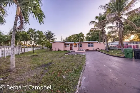 918 NW 13th Court Fort Lauderdale FL 33311