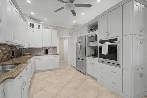 317 Stella Maris Drive S Naples FL 34114