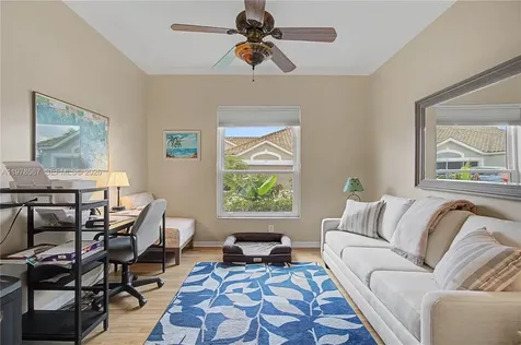 317 Stella Maris Drive S Naples FL 34114