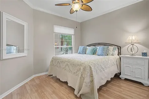 317 Stella Maris Drive S Naples FL 34114