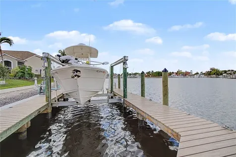 317 Stella Maris Drive S Naples FL 34114