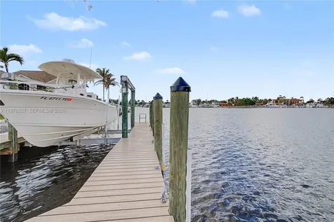 317 Stella Maris Drive S Naples FL 34114