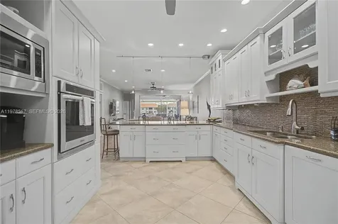 317 Stella Maris Drive S Naples FL 34114