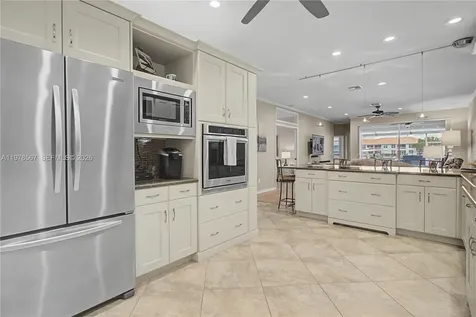 317 Stella Maris Drive S Naples FL 34114