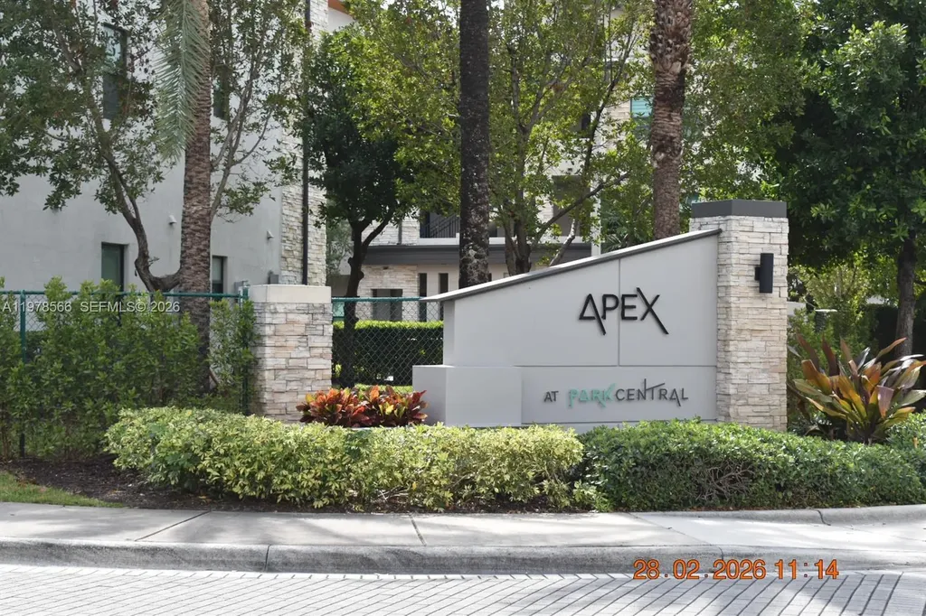 7855 NW 104th Avenue Doral FL 33178