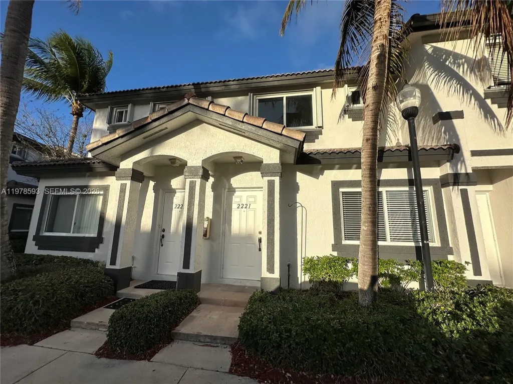 2221 SE 24th Place Homestead FL 33035
