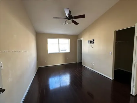 2221 SE 24th Place Homestead FL 33035