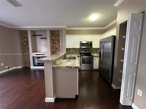 2221 SE 24th Place Homestead FL 33035
