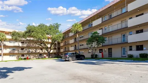 6301 N Falls Circle Drive Lauderhill FL 33319