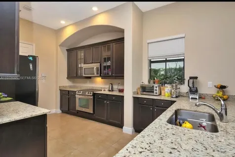 3782 NW 85th Terrace Cooper City FL 33024