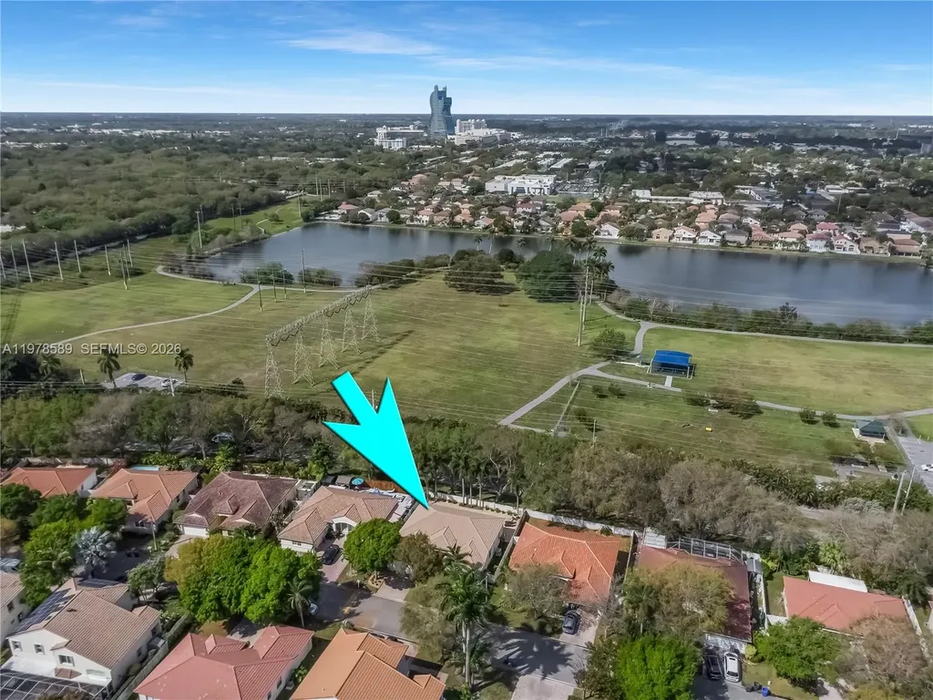 5297 SW 34th Way Hollywood FL 33312