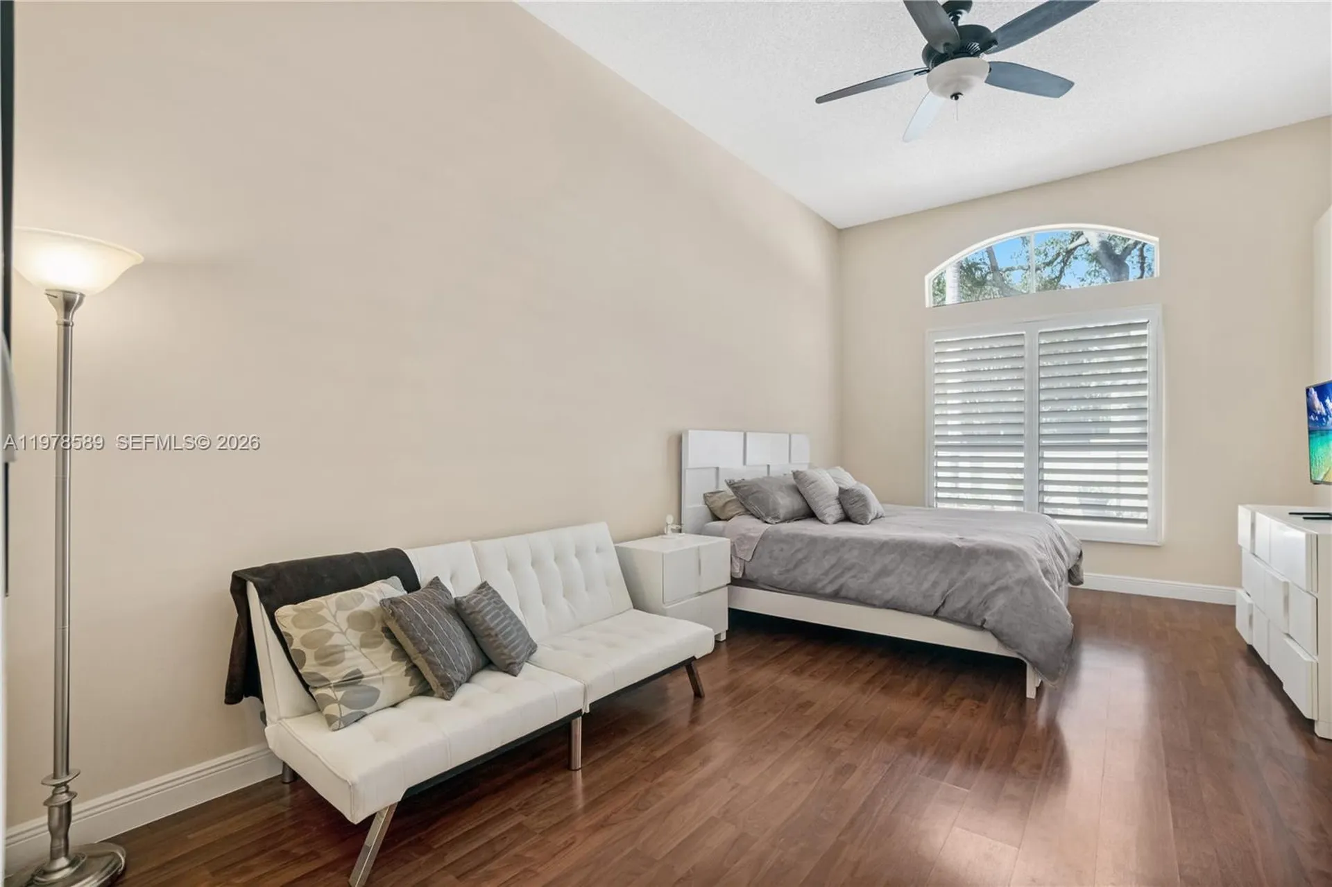 5297 SW 34th Way Hollywood FL 33312