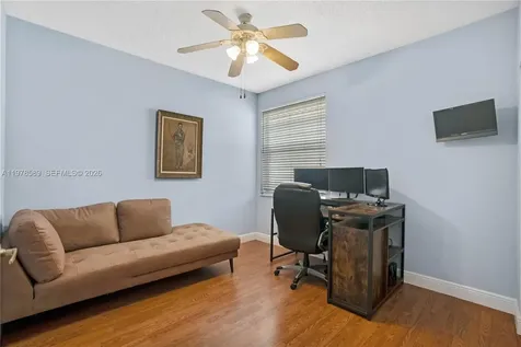 5297 SW 34th Way Hollywood FL 33312