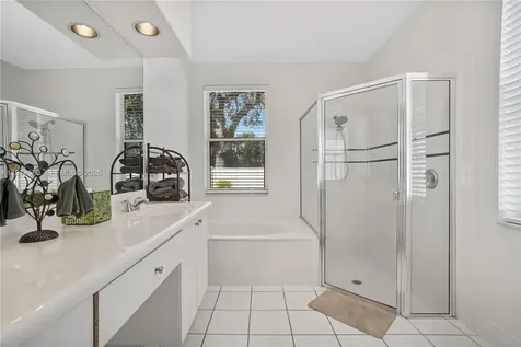 5297 SW 34th Way Hollywood FL 33312