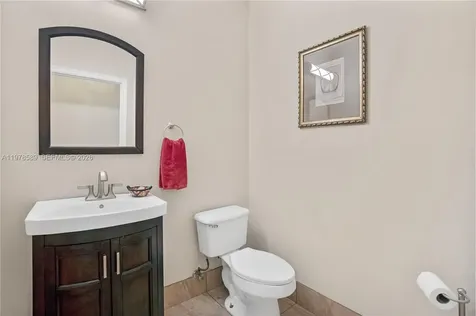 5297 SW 34th Way Hollywood FL 33312