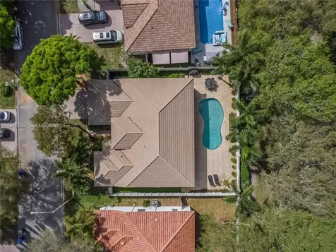 5297 SW 34th Way Hollywood FL 33312