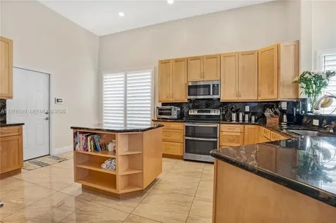 5297 SW 34th Way Hollywood FL 33312