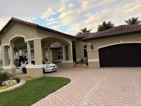 13163 SW 191st Terrace Miami FL 33177