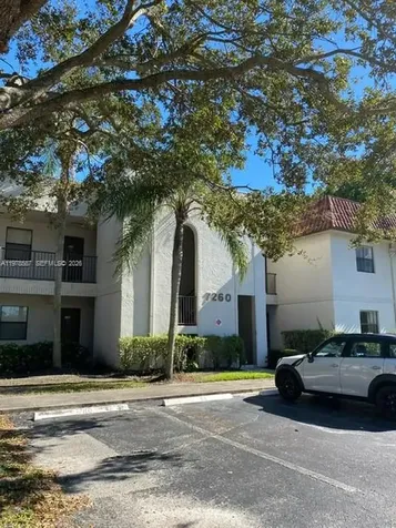 7260 Woodmont Terrace Tamarac FL 33321