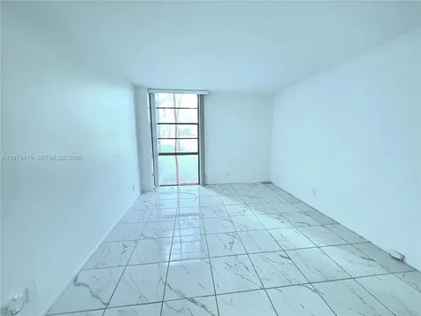3301 N Country Club Drive Aventura FL 33180