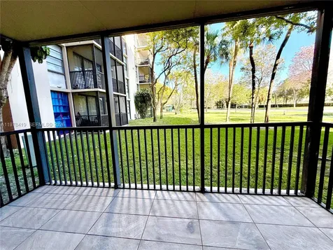 3301 N Country Club Drive Aventura FL 33180