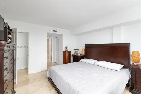 1800 Sunset Harbour Drive Miami Beach FL 33139
