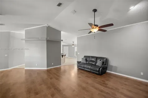 1699 SW 80 Ocala FL 34476