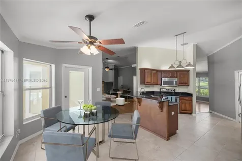 1699 SW 80 Ocala FL 34476