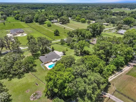 1699 SW 80 Ocala FL 34476