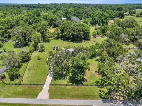 1699 SW 80 Ocala FL 34476