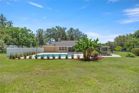 1699 SW 80 Ocala FL 34476