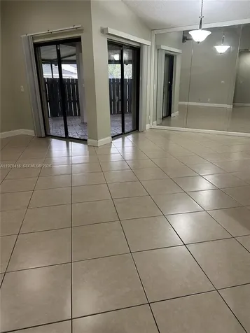 6273 NW 170 Terrace Hialeah FL 33015