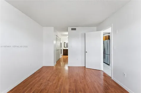 6921 SW 129th Avenue Miami FL 33183