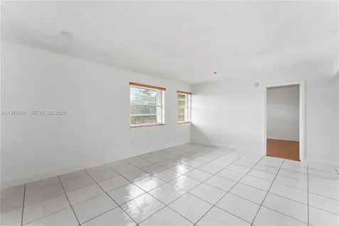 6921 SW 129th Avenue Miami FL 33183