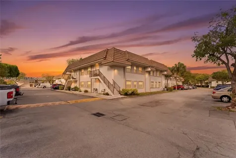 6921 SW 129th Avenue Miami FL 33183