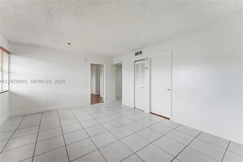 6921 SW 129th Avenue Miami FL 33183