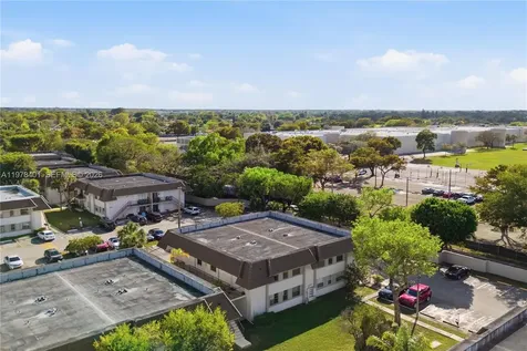 6921 SW 129th Avenue Miami FL 33183