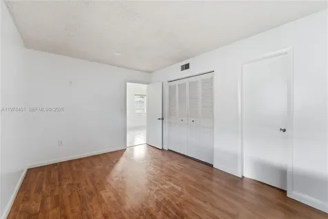 6921 SW 129th Avenue Miami FL 33183