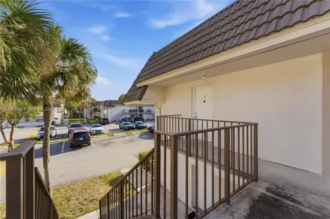 6921 SW 129th Avenue Miami FL 33183