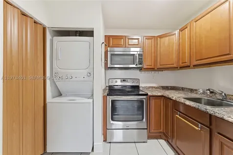 6921 SW 129th Avenue Miami FL 33183
