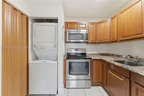 6921 SW 129th Avenue Miami FL 33183