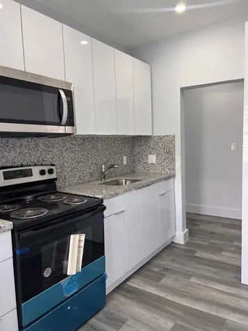852 SW 13th Avenue Miami FL 33135