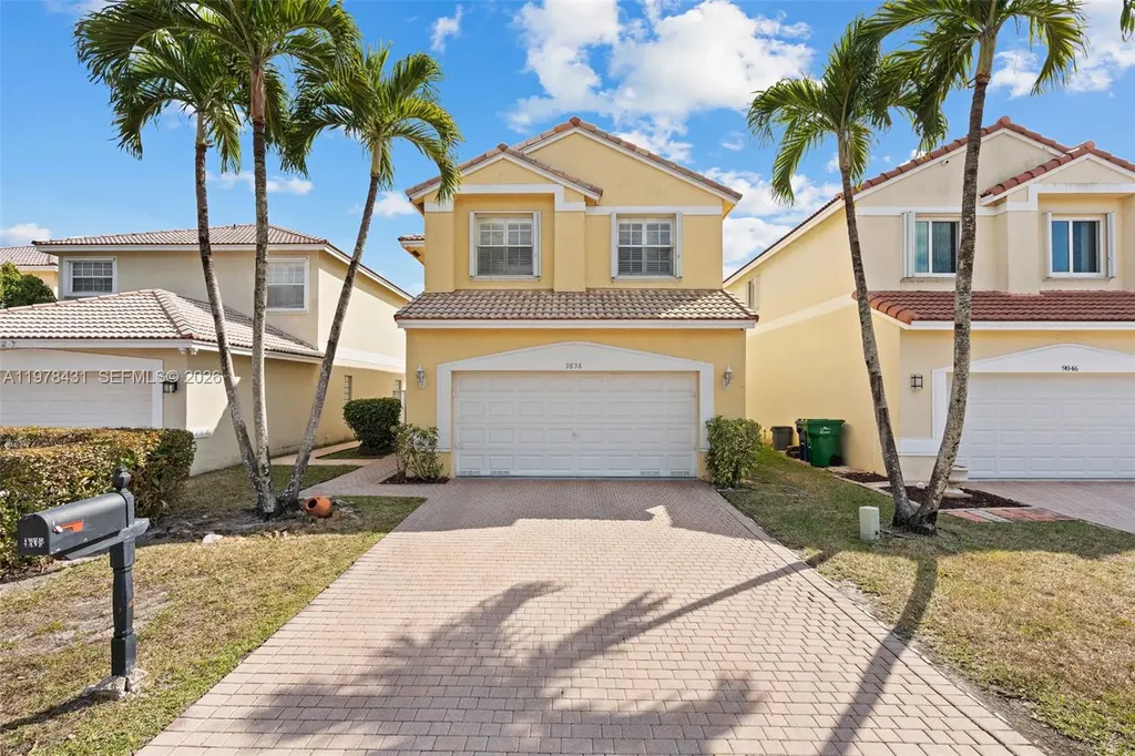9838 NW 1st Manor Coral Springs FL 33071