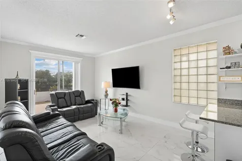 9838 NW 1st Manor Coral Springs FL 33071