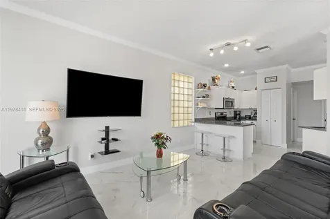 9838 NW 1st Manor Coral Springs FL 33071