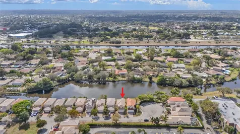 9838 NW 1st Manor Coral Springs FL 33071