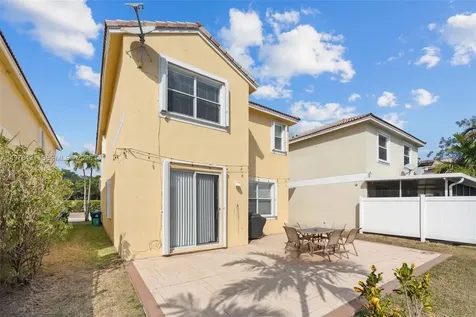 9838 NW 1st Manor Coral Springs FL 33071