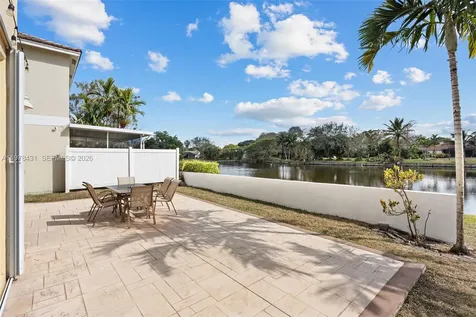 9838 NW 1st Manor Coral Springs FL 33071