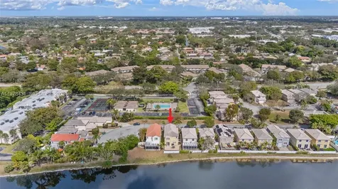 9838 NW 1st Manor Coral Springs FL 33071