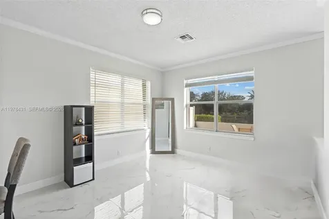 9838 NW 1st Manor Coral Springs FL 33071